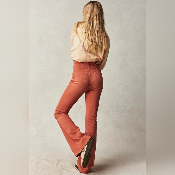 Free People We The Free Jayde Flare Jeans Women's 29 Apricot Brandy - Picture 3 of 7